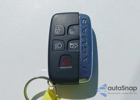 2018 Jaguar Xe Premium из США, поврежденный, VIN SAJAJ4FX6JCP20160